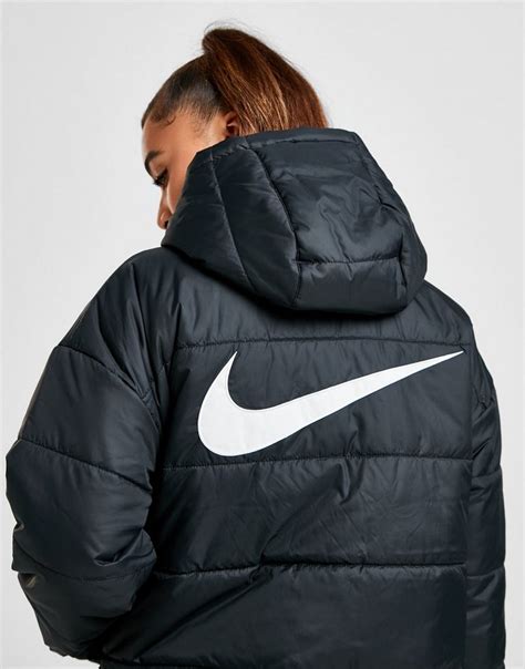 nike jacke damen sale schwarz|NIKE Jacken für Damen online kaufen .